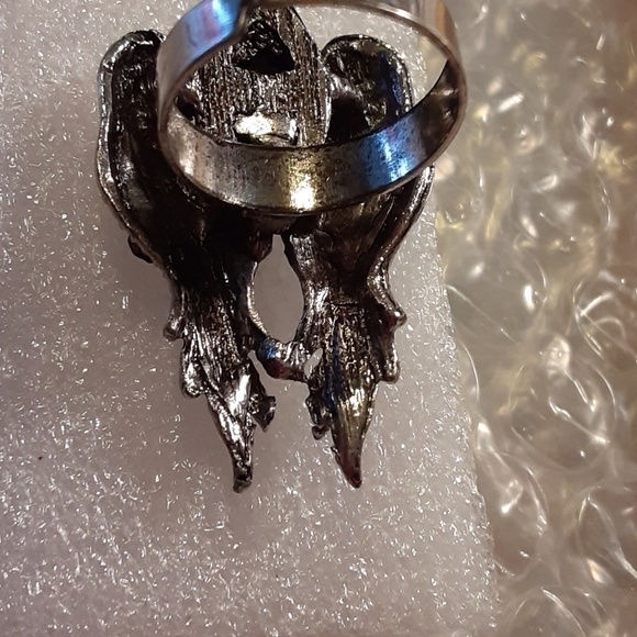 Parrots Rhinestones Ring - Picture 4 of 5